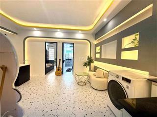 Penhouse Cao Cấp 70M2 có sẳn giặt sấy riêng