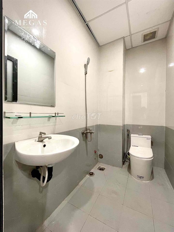 🔥STUDIO BAN CÔNG FULL NT GIÁ TỐT NGAY E TOWN CỘNG HOÀ LOTTE_VĂN HIẾN