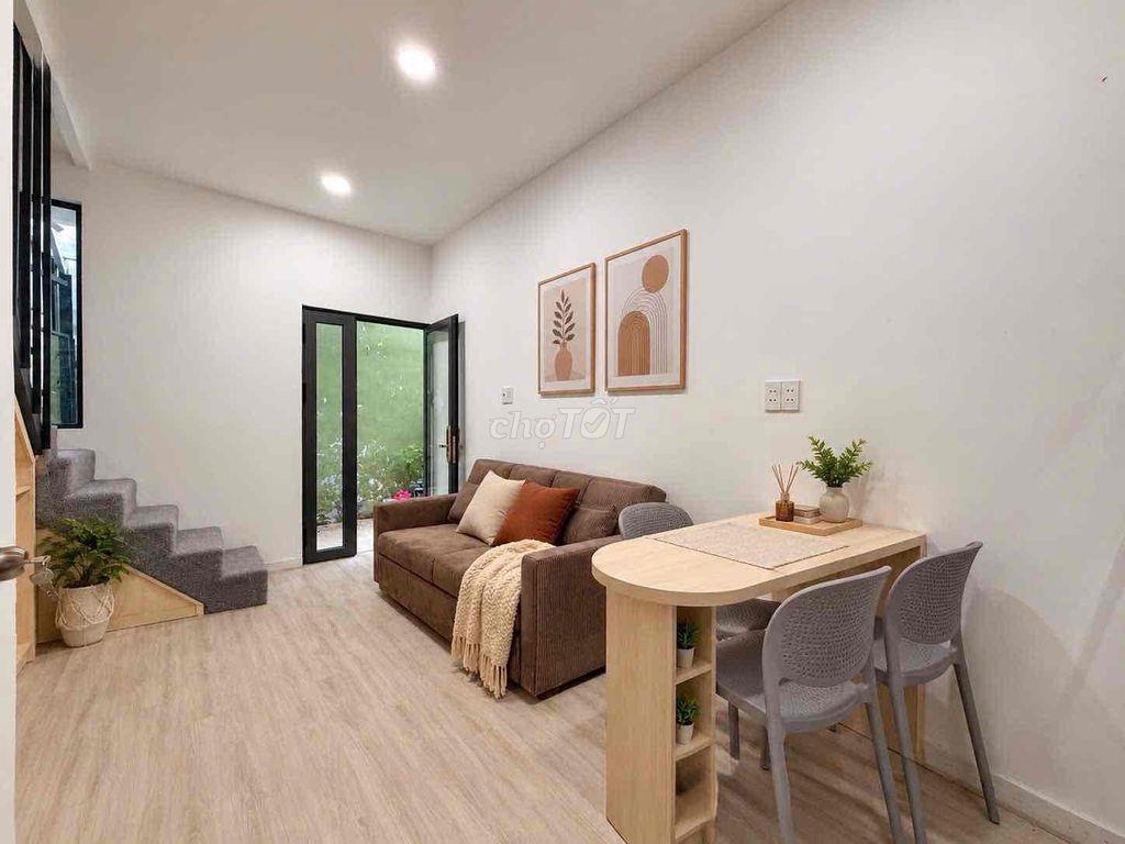 NGUYÊN CĂN 1 TRỆT 1 LẦU NGAY PHAN XÍCH LONG