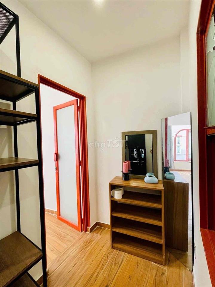 CHDV ( Phú Nhuận ) 1 Phòng ngủ lớn, 1p bếp, bancong giả 35m2