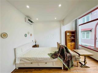 CHDV Hoàng Hoa Thám ( Phú Nhuận ) 1PN lớn, 1p bếp, bancong giả 30m2