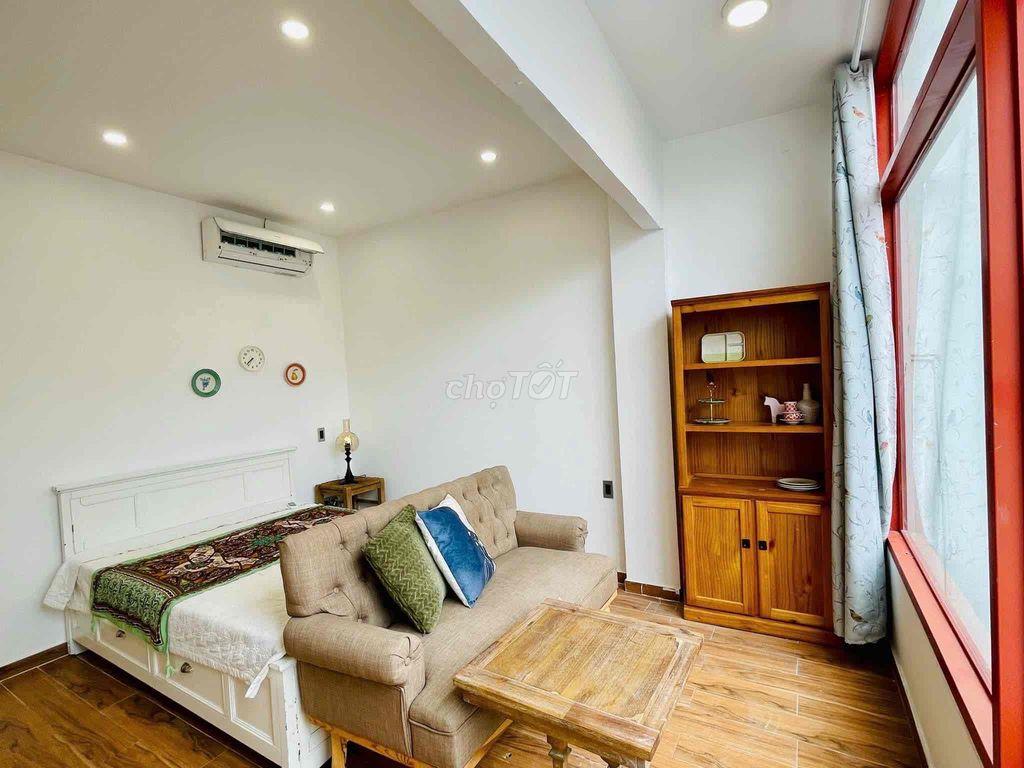 CHDV ( Phú Nhuận ) 1 Phòng ngủ lớn, 1p bếp, bancong giả 35m2
