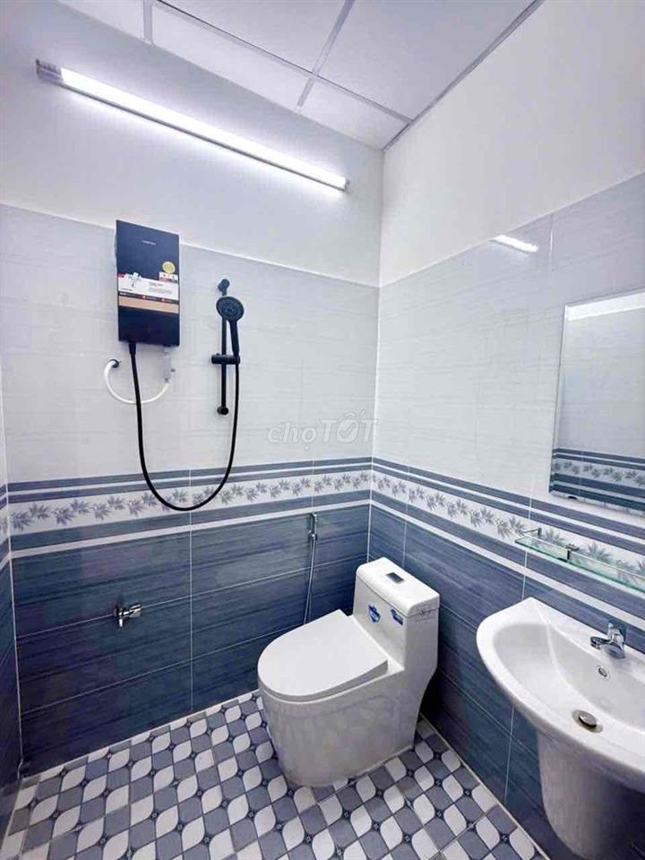CHDV mới xây cho thuê , nhà mới vào bóc tem thôi nhé