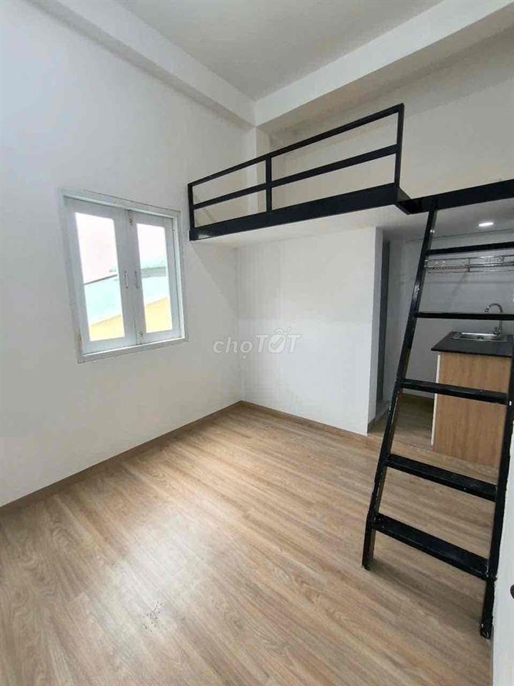 Phòng trọ giá sinh viên giữa trung tâm ẩm thực Phan Xích Long