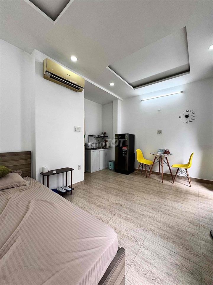 🏠 Căn Hộ 2 Ban Công - Ngay Trung Tâm Quận 1 - Full Nội Thất - An ninh