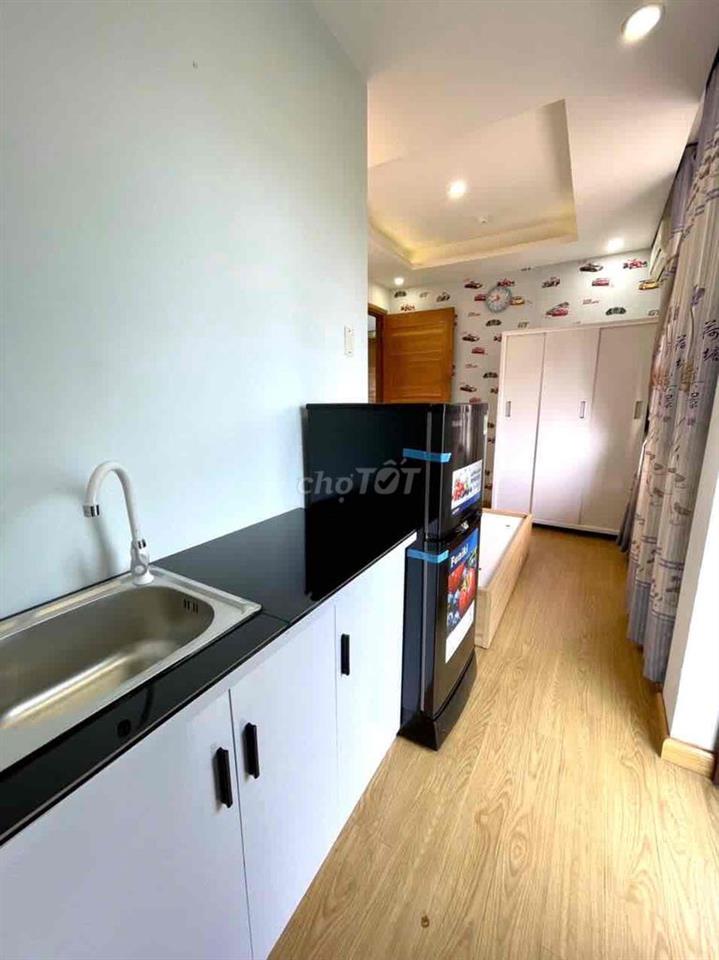 Cho Thuê Phòng Trọ Full Nội Thất - Cửa Sổ Lớn - Thang Máy - Ngay ĐH NV