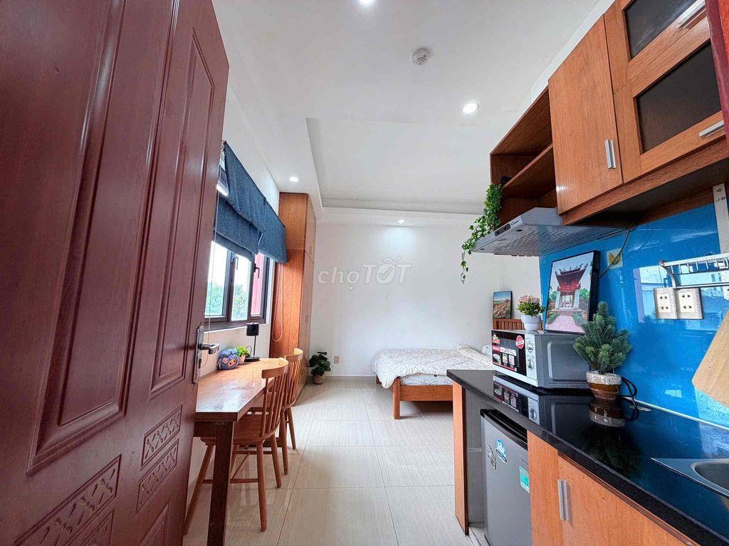 🏠 Cửa Sổ Lớn - Full Nội Thất - Ngay Bờ Kè Hoàng Sa - Mới 100%