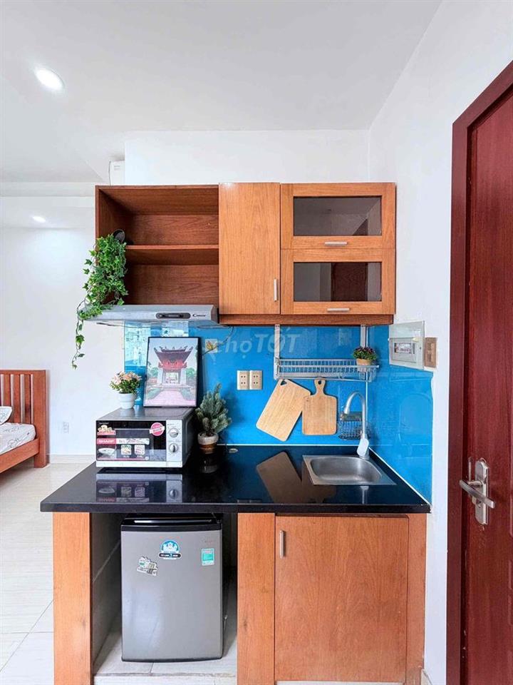 🏠 Cửa Sổ Lớn - Full Nội Thất - Ngay Bờ Kè Hoàng Sa - Mới 100%