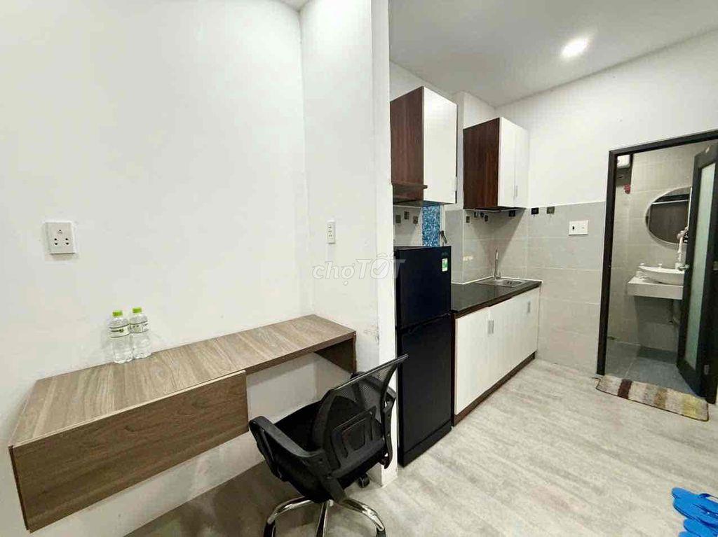 ✨Thang Máy - Full Nội Thất - 3 cửa sổ trời - Ngay ĐH Sư Phạm - ĐH KTẾ