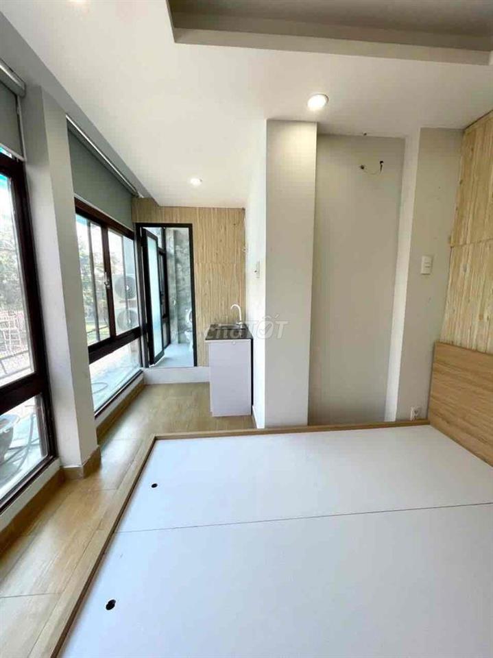 🏠Thang Máy - Cửa Sổ Lớn - Ngay ĐH Nhân Văn - Đh Hoa Lư - ĐH Mở
