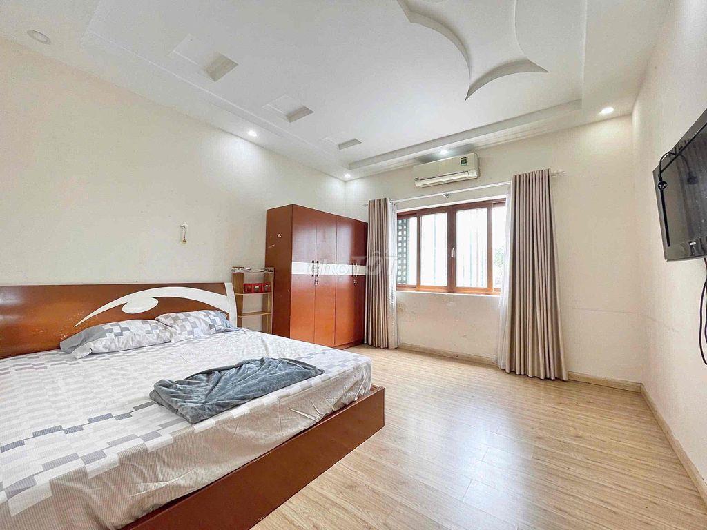✨Căn Ngay Cầu Bông Cửa Sổ Lớn - Full Nội Thất - Bếp Chung - Mới 100%