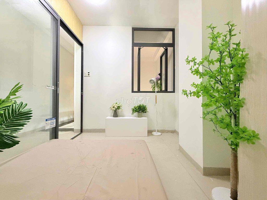 CĂN HỘ VUÝP 2PN TRẦN HƯNG ĐẠO Q5, BAN CÔNG TÁCH BẾP, CUỐI THÁNG 9TRỐNG