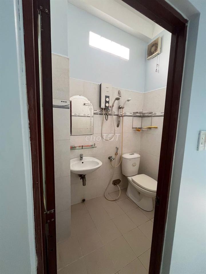 Cho Thuê Hoặc Bán Nhà Nguyên Căn