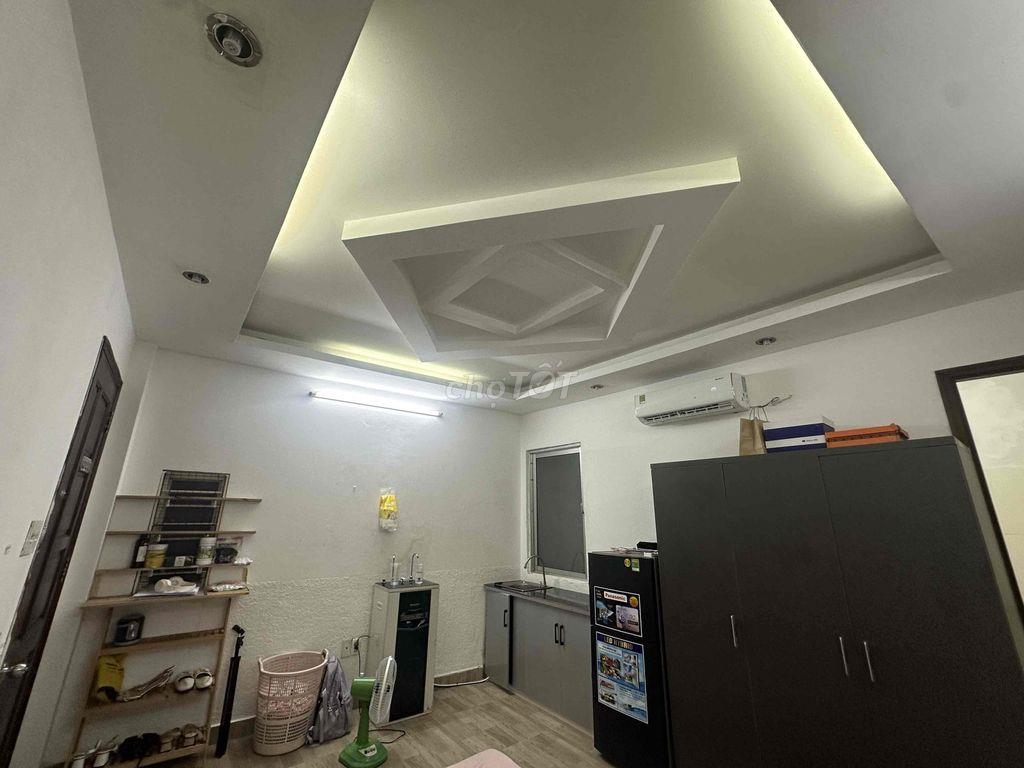 Tìm bạn nữ ở ghép chung ạ phòng ở Lầu 1 căn hộ