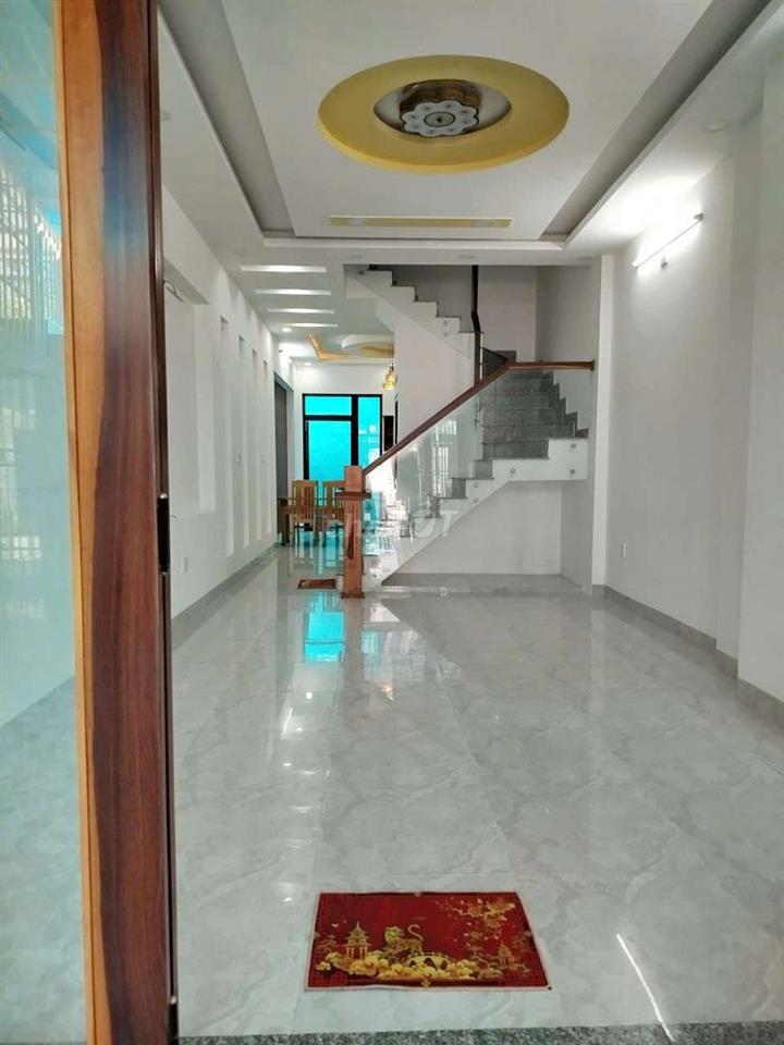 chính chủ cho thuê nhà nguyên căn đường 8A, lhp2, TP Nha Trang
