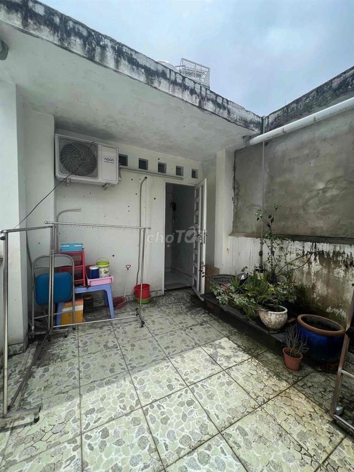 CHÍNH CHỦ CHO THUÊ CHDV CÓ CỬA SỔ, BAN CÔNG