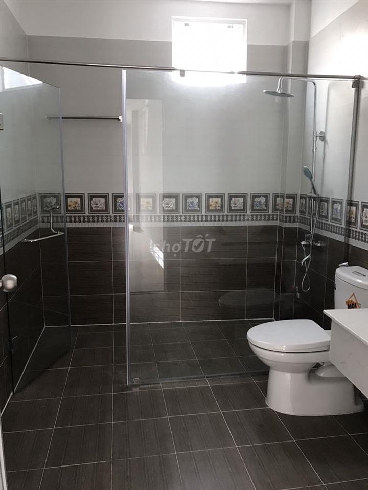 Cho thuê tầng 2  50m2 giá 5tr 