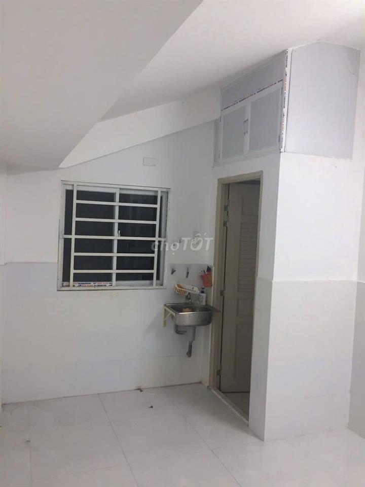 Phòng trọ cho thuê Phan Xích Long