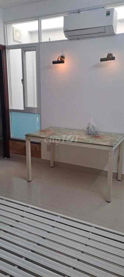 Cho thuê phòng ở trung tâm quận 1