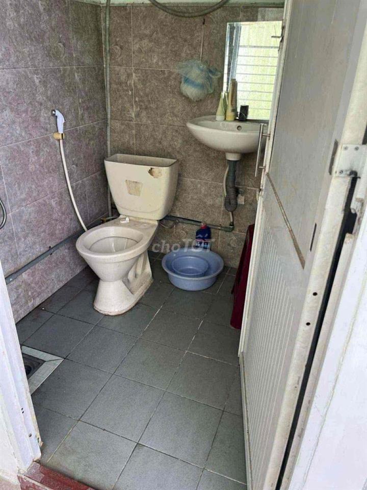 tìm ng ở ghép full nt 1tr2/ng