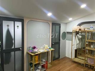 2PN cửa sổ - Tách bếp - Ban công riêng Nguyễn Kiệm
