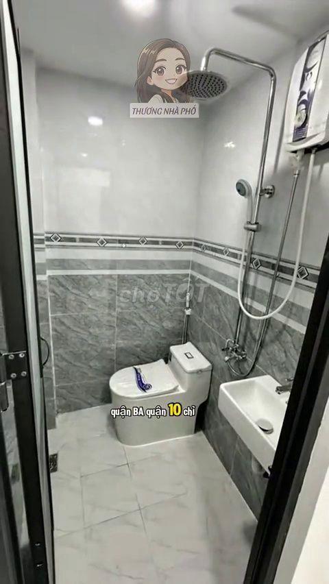 Bán nhà hẻm Trần Phú Q5, 2 tầng, 2PN, 4.3 tỷ