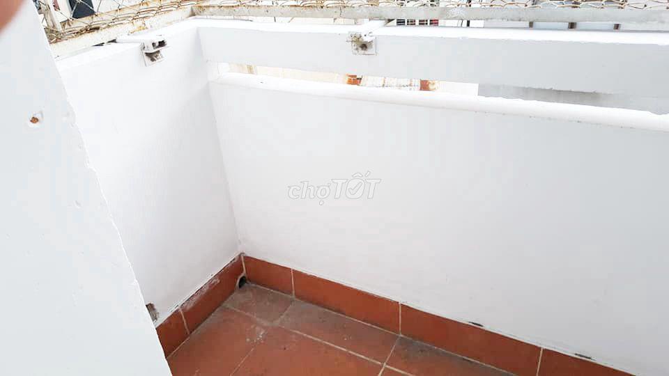 Bán căn hộ chung cư Lý Văn Phức, phường Tân Định, Quận 1. Giá rẻ