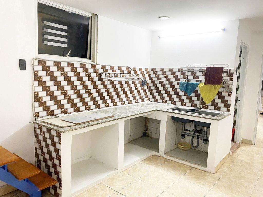 Bán căn hộ chung cư Lý Văn Phức, phường Tân Định, Quận 1. Giá rẻ