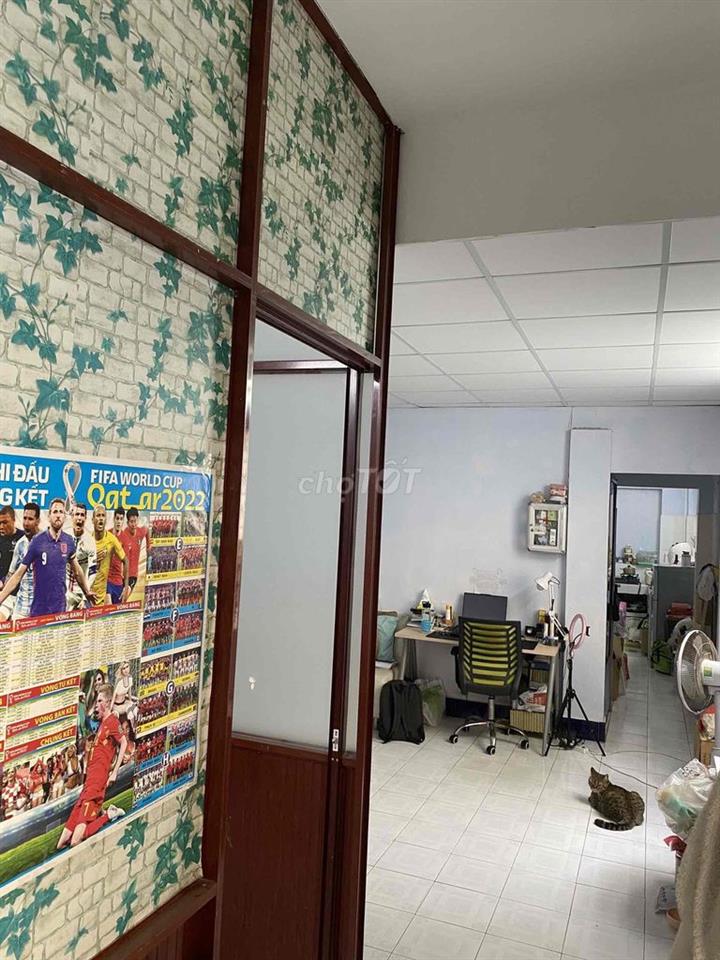 Bán gấp nhà tập thể lầu 2 diện tích 90 m2 giá hạt rẻ