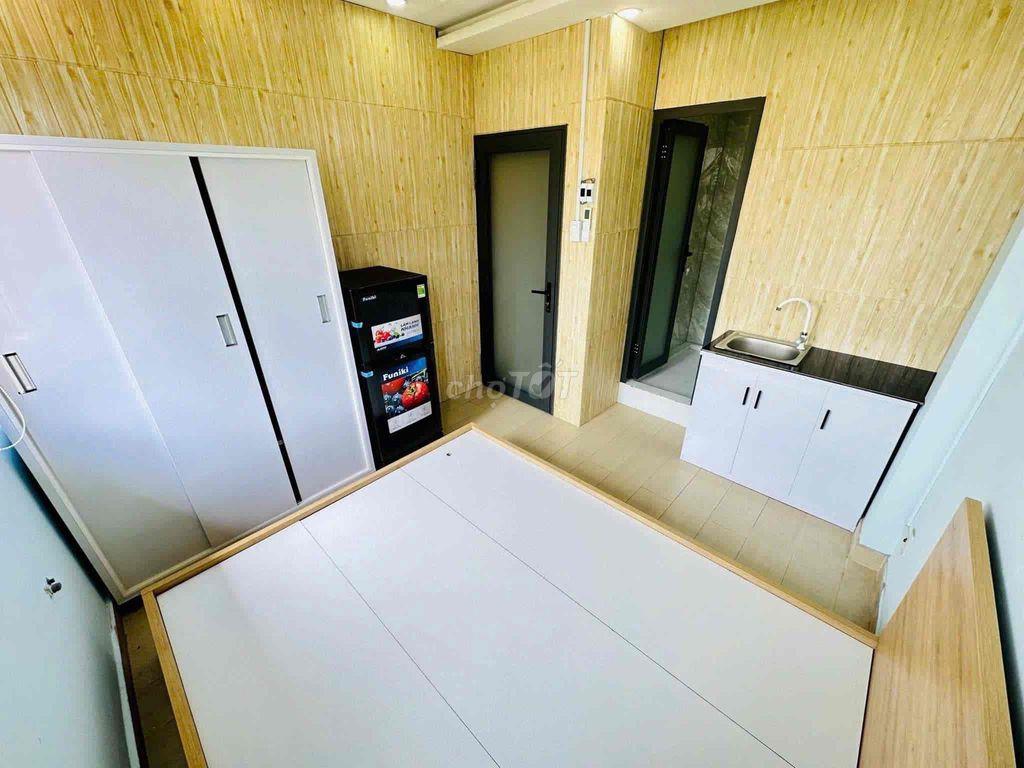 CHO THUÊ CĂN HỘ MINI FULL NT CỬA SỔ NGAY TRƯỜNG ĐH XÃ HỘI NHÂN VĂN Q1
