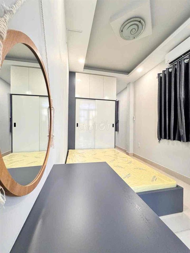 CHO THUÊ CĂN STUDIO FULL NT BAN CÔNG GẦN TRƯỜNG ĐH UEH , ĐH Y DƯỢC Q10