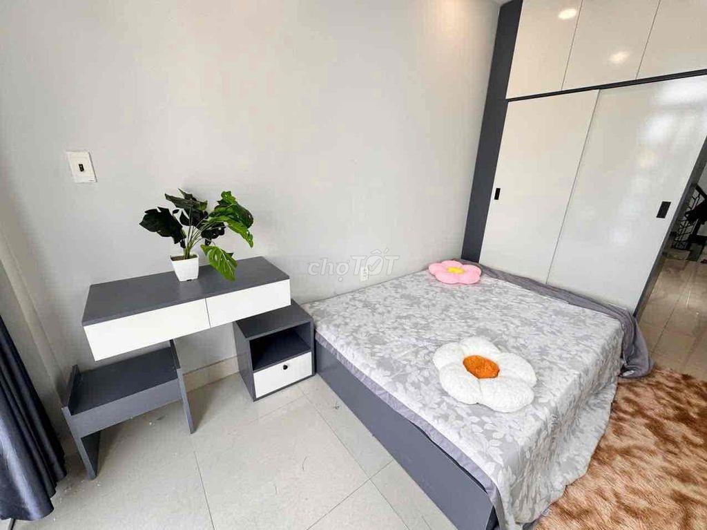 CHO THUÊ CĂN STUDIO FULL NT BAN CÔNG GẦN TRƯỜNG ĐH UEH , ĐH Y DƯỢC Q10