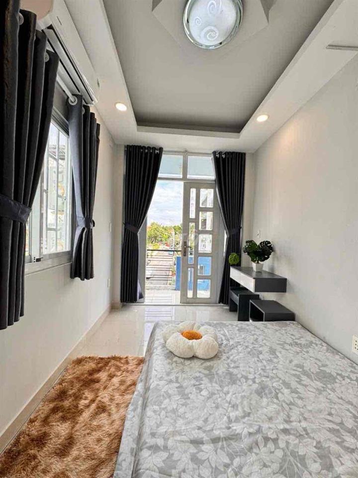 CHO THUÊ CĂN STUDIO FULL NT BAN CÔNG GẦN TRƯỜNG ĐH UEH , ĐH Y DƯỢC Q10