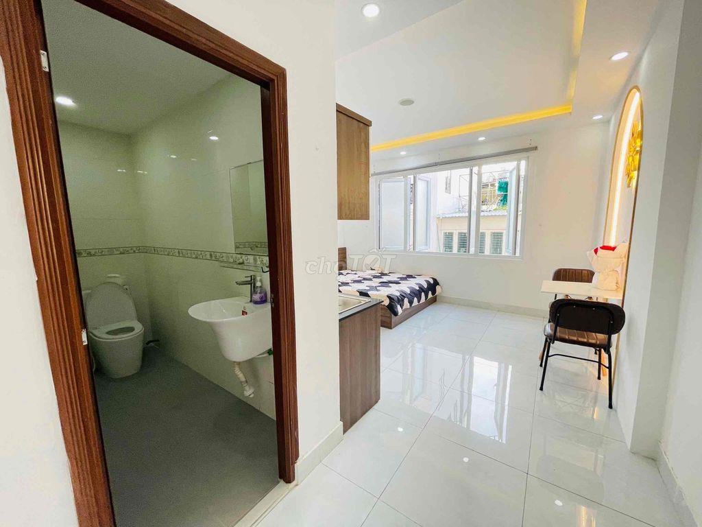 TRỐNG SẴN CĂN STUDIO FULL NT MÁY GIẶT RIÊNG NGAY TRUNG TÂM Q3