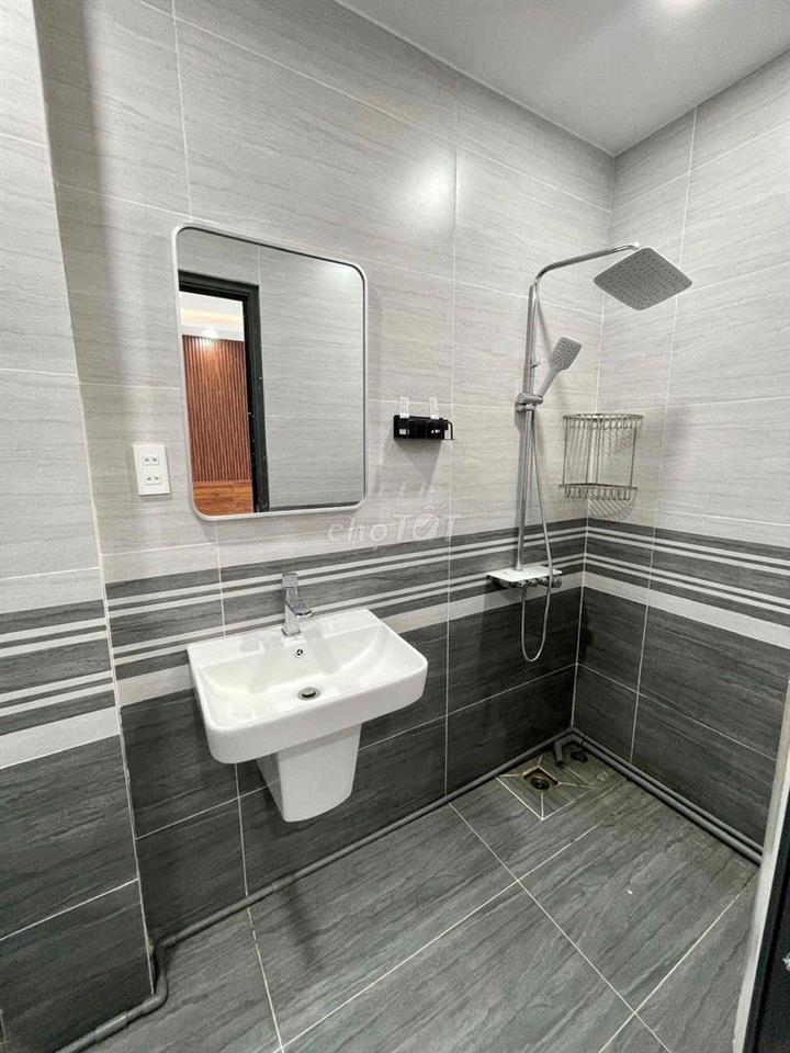 CHO THUÊ PHÒNG TRỌ CAO CẤP FULL NT CỬA SỔ THOÁNG NGAY HỒ CON RÙA Q3
