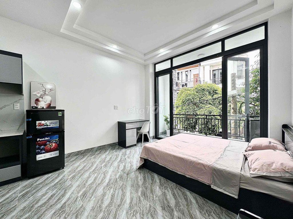 CHO THUÊ CĂN STUDIO BAN CÔNG THOÁNG NGAY NHÀ THỜ TÂN ĐỊNH , CẦU BÔNG