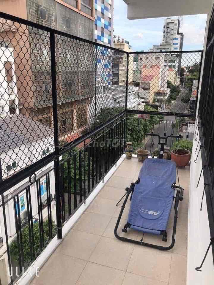 Cho thuê nhà căn hộ Tầng 5 quận 1
