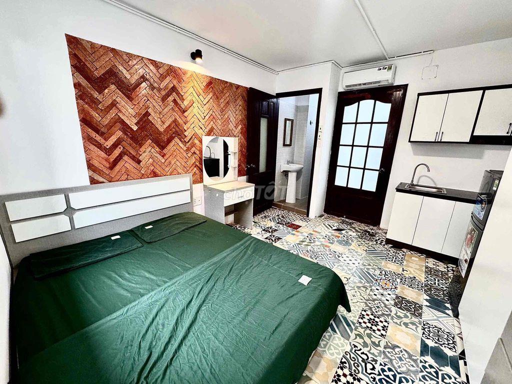Studio_Bancol_Cửa sổ_Full NT_An ninh_UEH_PTNK_Sư Phạm_BK_ĐHSG_KHTN