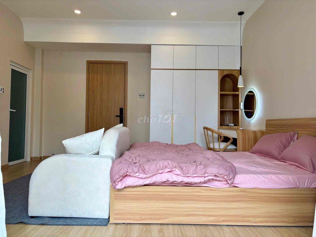 CĂN HỘ FULL NỘI THẤT BAN CÔNG GẦN CÔNG VIÊN LÊ THỊ RIÊNG, VẠN HẠNH MAL