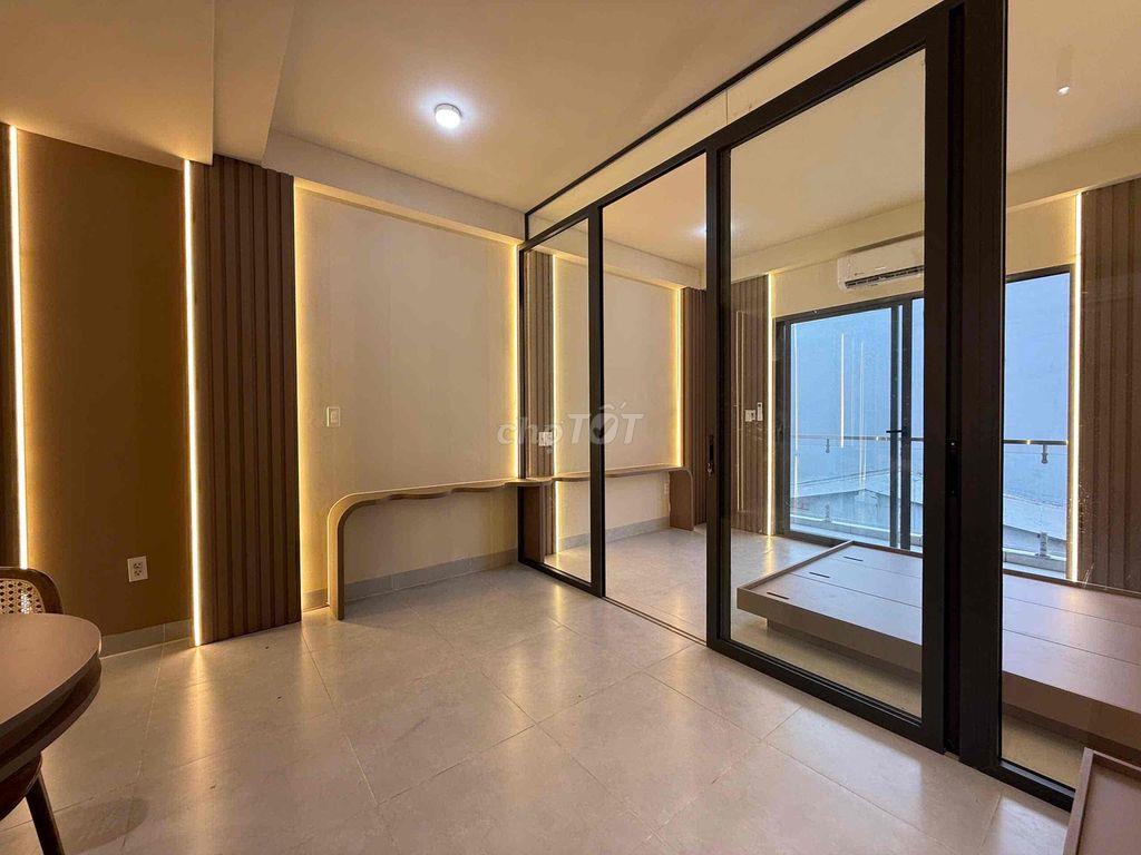 Khai Trương Căn Hộ 1PN Ban Công Gần Công Viên Lê Văn Tám, Dinh Độc Lập
