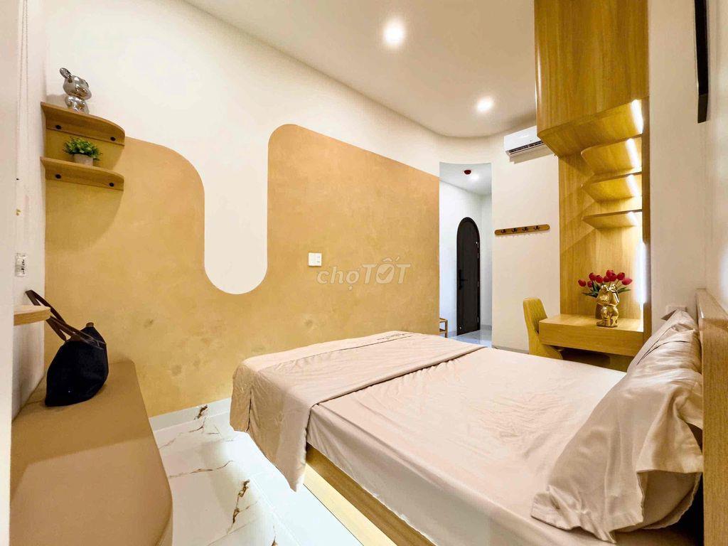CĂN HỘ 1 PHÒNG NGỦ FULL NỘI THẤT ĐẸP MỚI 100% NGAY BỜ KÈ HOÀNG SA