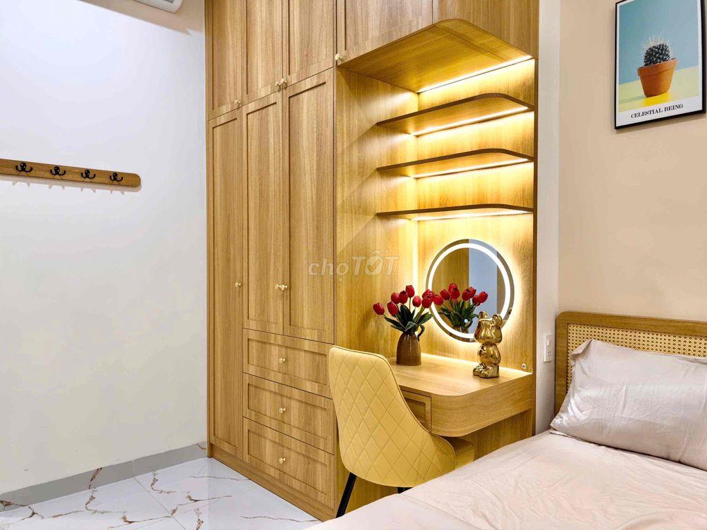 CĂN HỘ 1 PHÒNG NGỦ FULL NỘI THẤT ĐẸP MỚI 100% NGAY BỜ KÈ HOÀNG SA
