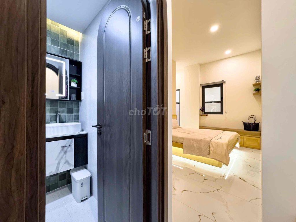 CĂN HỘ 1 PHÒNG NGỦ FULL NỘI THẤT ĐẸP MỚI 100% NGAY BỜ KÈ HOÀNG SA