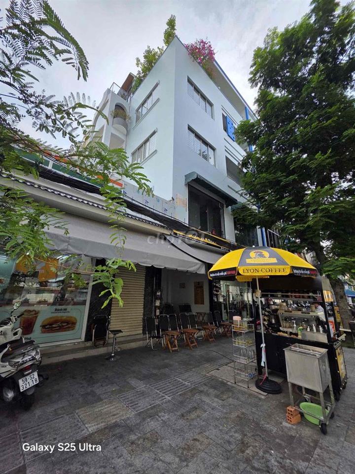 Bán Hoặc Cho Thuê Nhà Mặt Tiền Quận 1