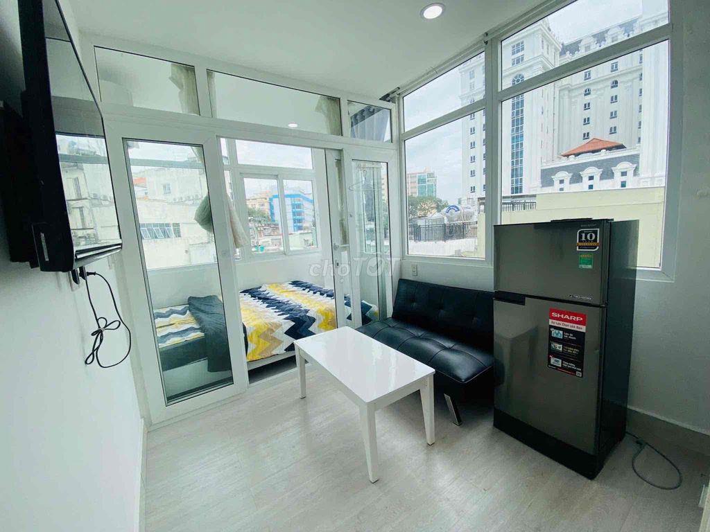 Cho thuê studio full nội thất balcon gần Vòng Xoay Dân Chủ Quận 10