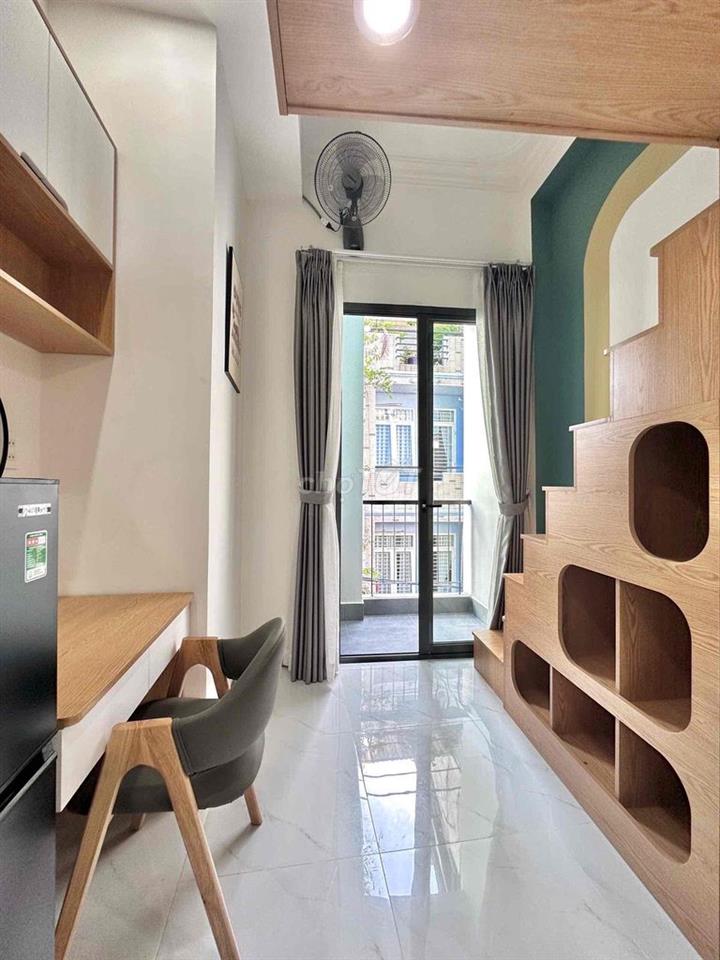 Cho Thuê Căn Hộ Full Nội Thất, Balcon Cửa Sổ Thoáng Mát Quận 10