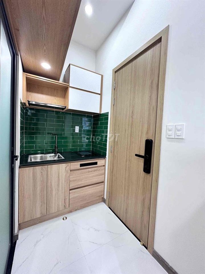 Cho Thuê Căn Hộ Full Nội Thất, Balcon Cửa Sổ Thoáng Mát Quận 10