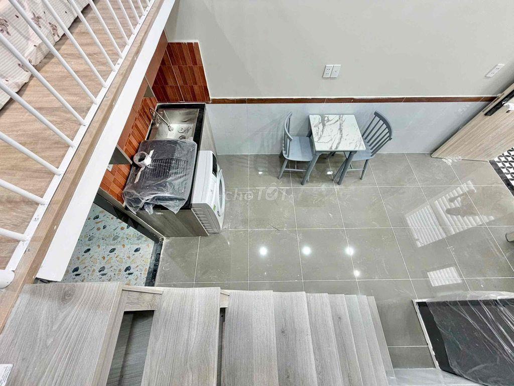 Cho thuê Duplex mới tinh full nội thất balcon gần Vạn Hạnh Mall Q10