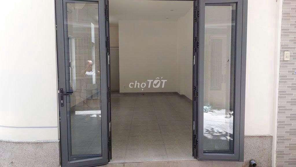 MB lối đi riêng góc 2mt Lý Tự Trọng Q1. giá chỉ 15tr