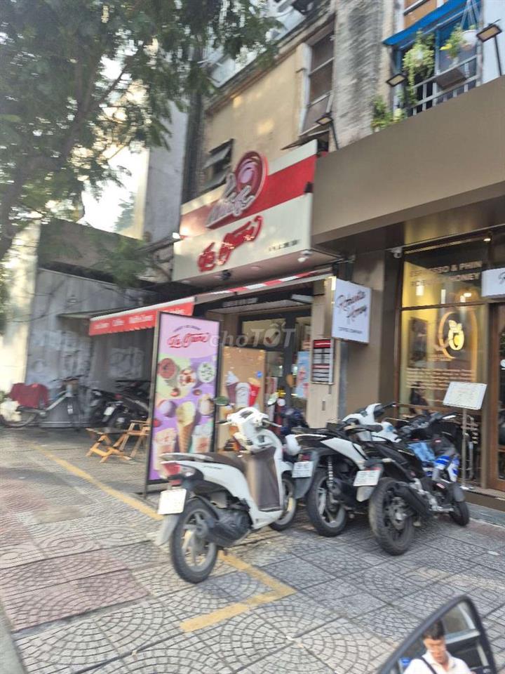 MB NGAY CHỢ BẾN THÀNH. DT 40M2, GIÁ 45TR